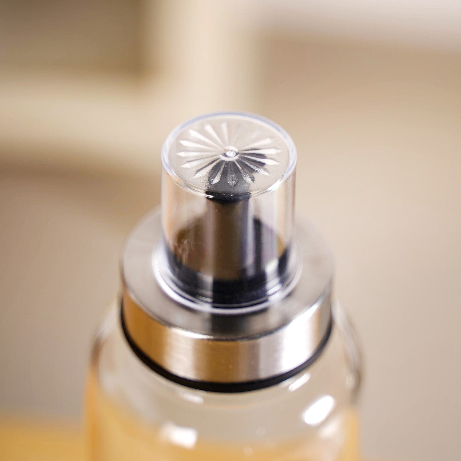 Accurate Pour Glass Oil And Vinegar Dispenser Bottle 1000ml