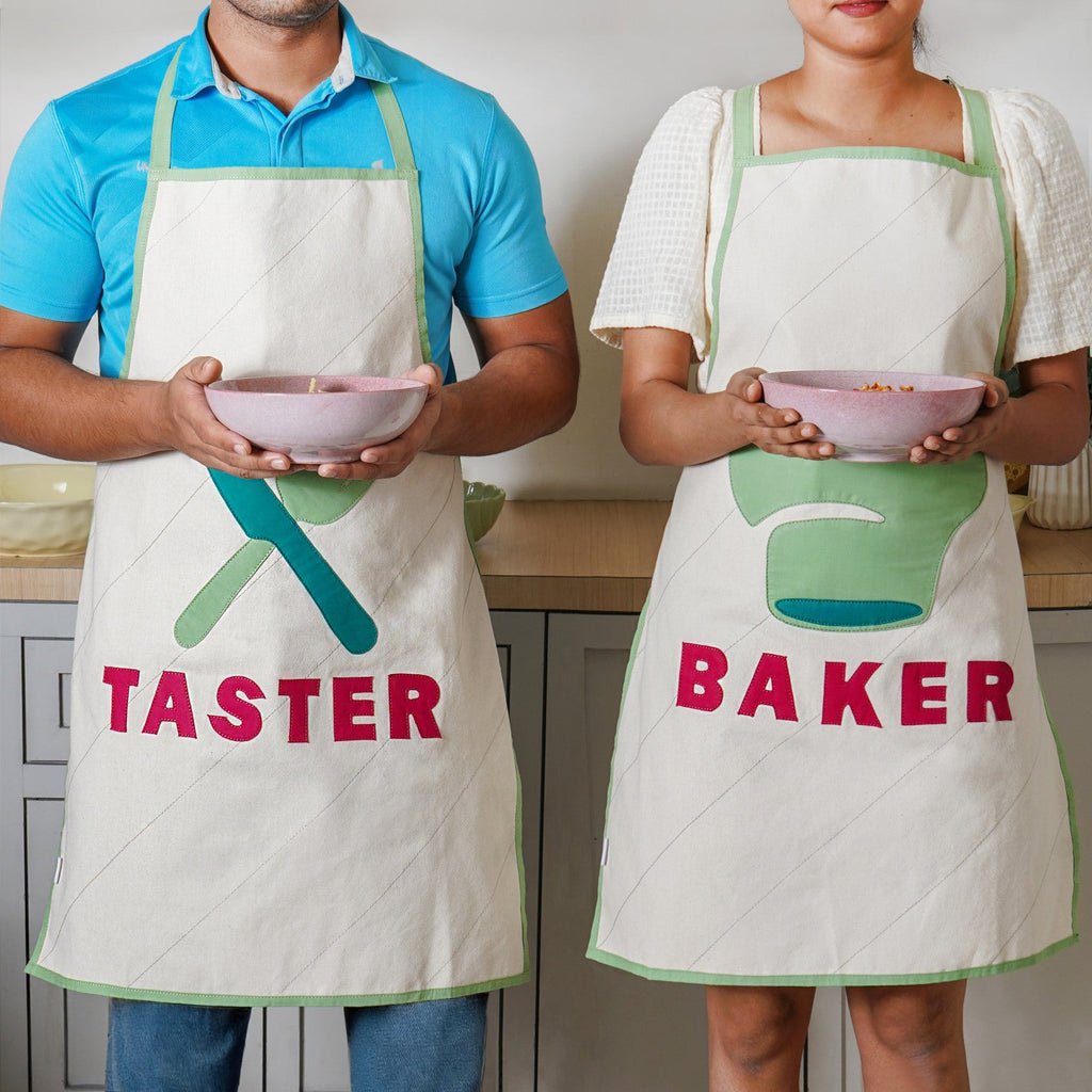 Baker And Taster Apron Set