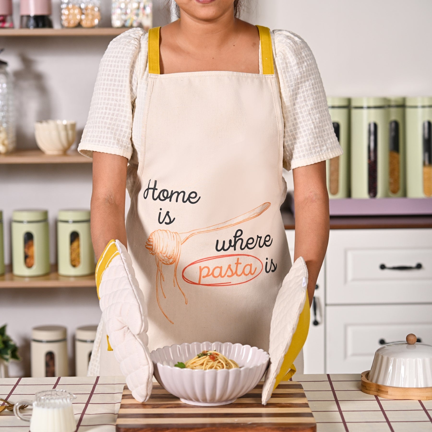 Pasta Lover Apron Mitten Pot Holder Set Of 3